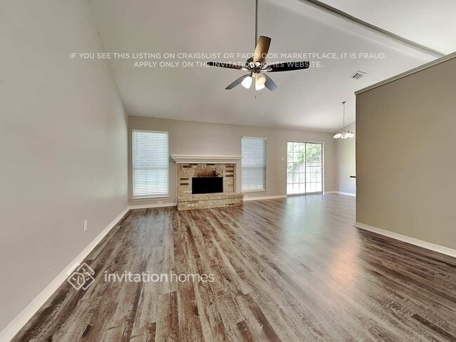 Photo - 159 Summerhill Dr
