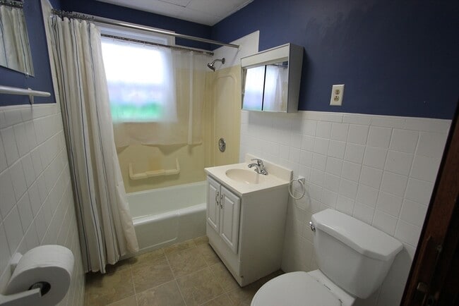 Photo - 23 Saxon St Unit 23