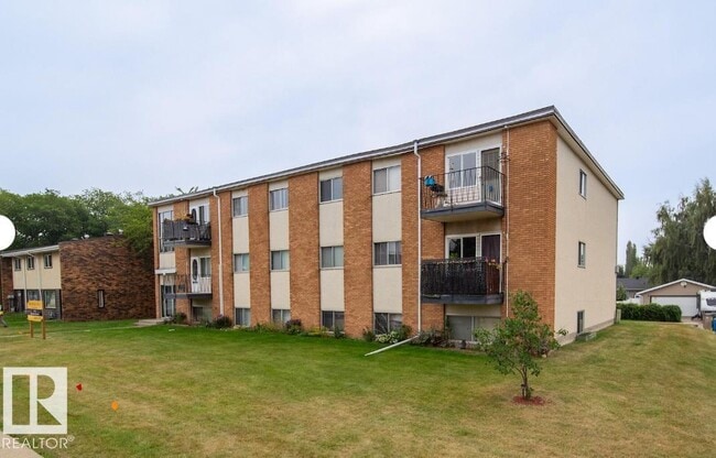 Photo - 3415-3106 106 Ave NW