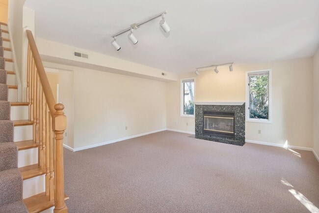 Photo - 1292 Timberbranch Ct