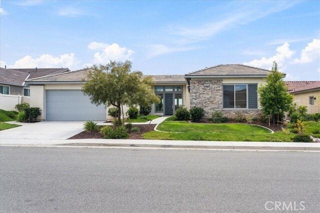 Photo - 1413 Ellerg Way
