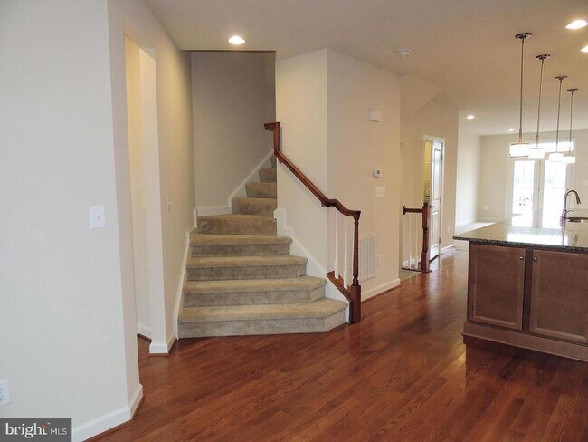 Photo - 20618 Duxbury Terrace Townhome