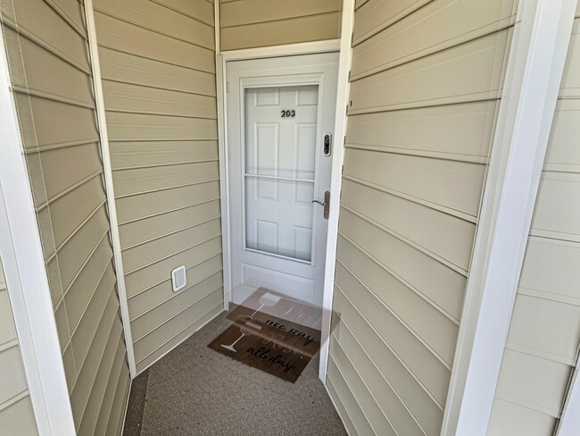 Photo - 4933 Crab Pond Ct