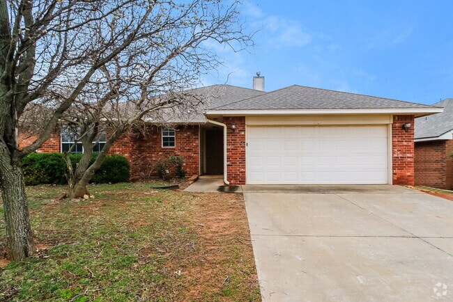 Building Photo - 716 Cavecreek St Rental