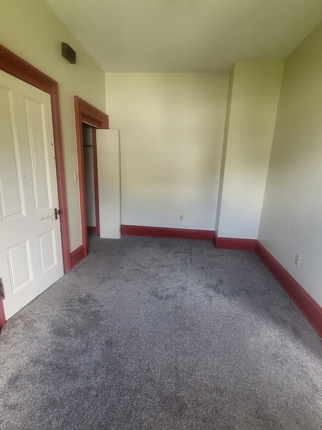 Photo - 918 W 4th St Unit 2W