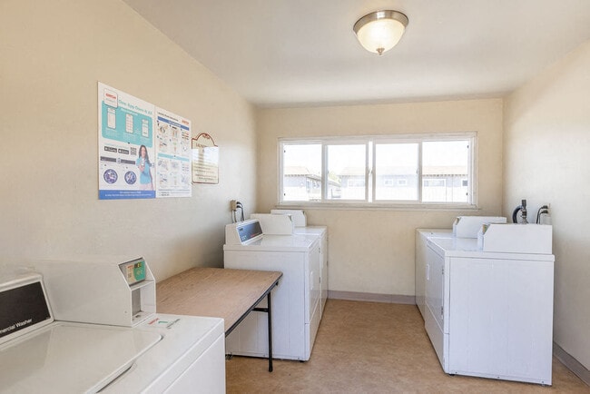 Photo - Southwinds Apartments