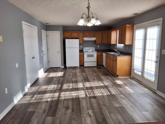 Photo - 101 Naples Ct