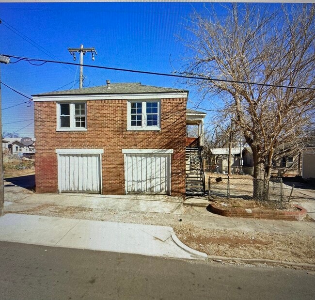 Building Photo - KENTUCKY Unit 2