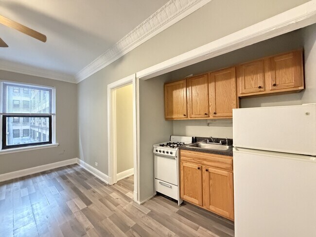 Photo - 3824 N Fremont St Unit 803