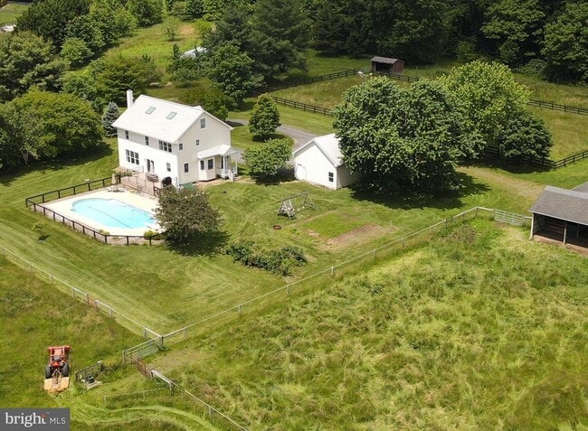 Building Photo - 137 Elk Ranch Park Rd Rental