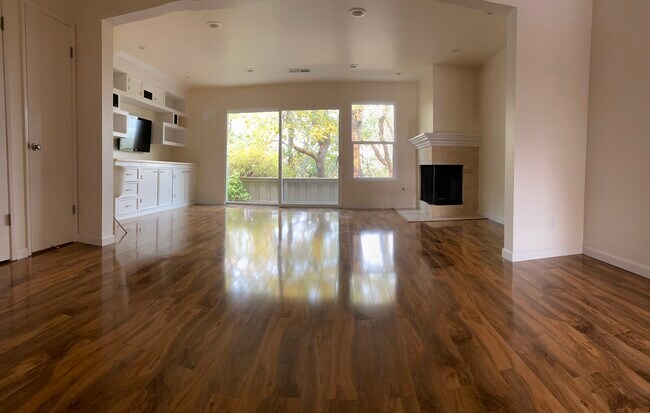 Photo - 5 Oak Crest Ct