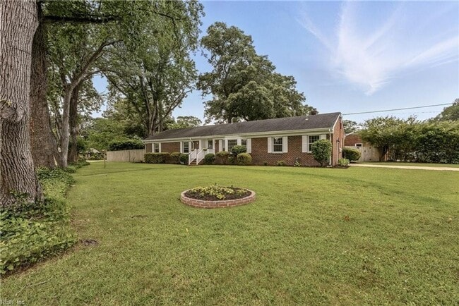 Building Photo - WESTERN BRANCH Rental