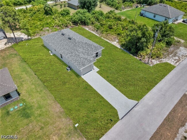 Photo - 753 Chelsea Ave S