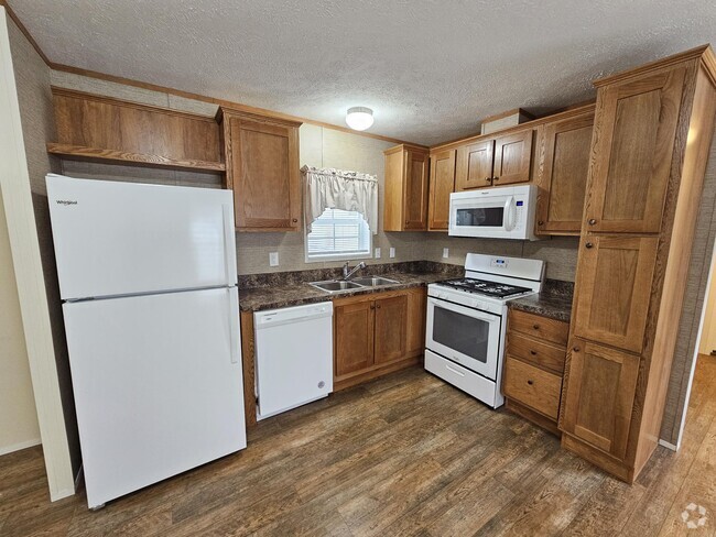 Building Photo - 211 Flower Dr Rental