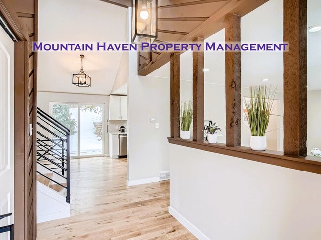 Building Photo - 30150 Stagecoach Blvd Rental