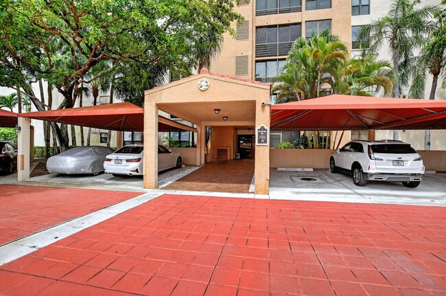 Building Photo - 7233 Promenade Dr Unit 101