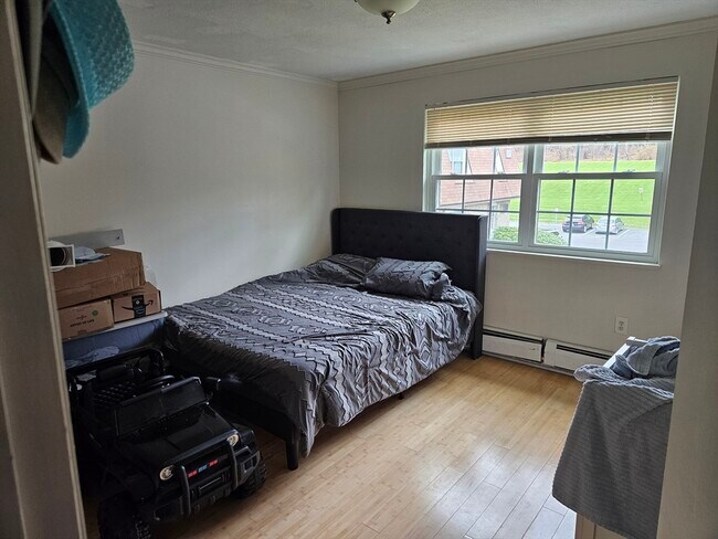 Photo - 16 Williamsburg Ct Unit 23