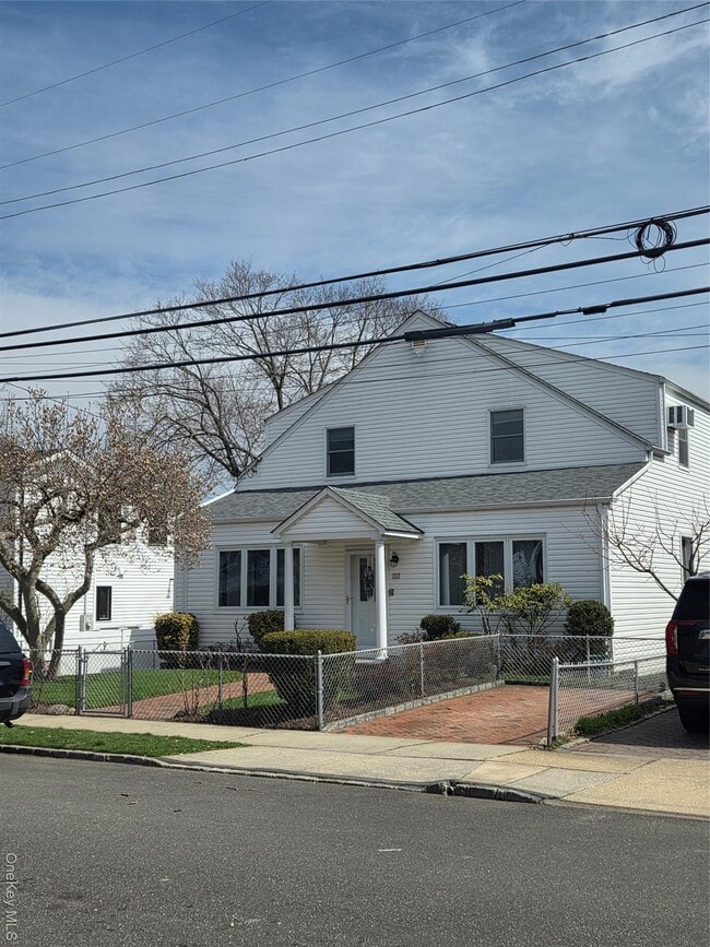 Photo - 58 Juniper Rd