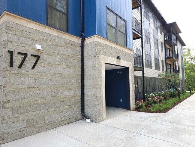 Building Photo - Village at Autumn Pond II:  New 2 Bedroom ... Unit 177-402 Rental