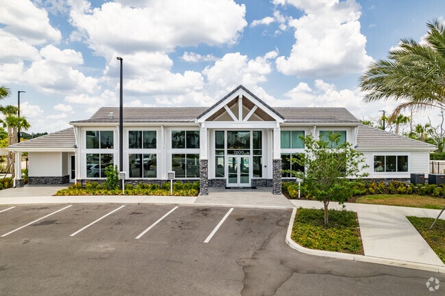 2600 Lake Betty Blvd Apopka, FL 32703