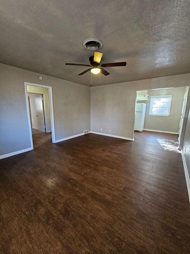 Photo - (3) Bed/(1) Bath in Core Norman! Pet Negotiable!