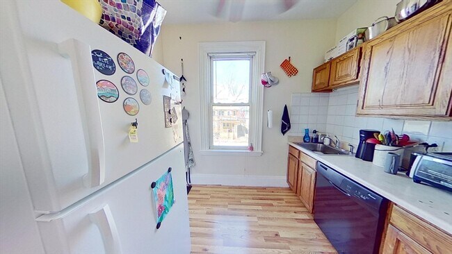 Photo - 39 Allston St Unidad 2