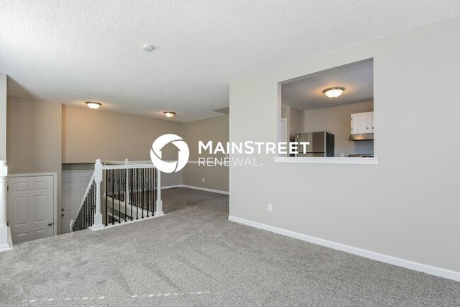 Photo - 4 Bedroom Pet-Friendly Home in Aurora, CO with Main Street Renewal