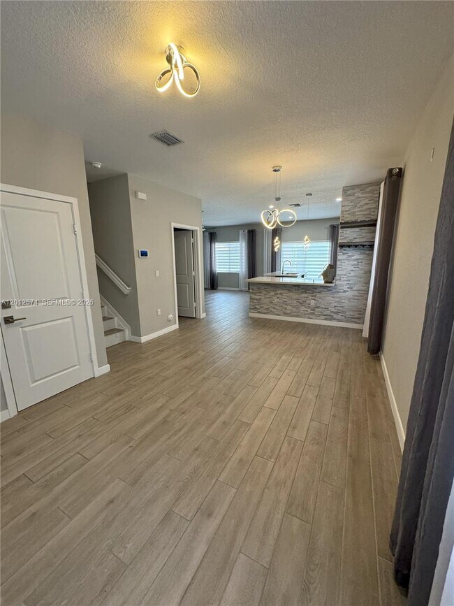 Photo - 1763 SE 8th Pl