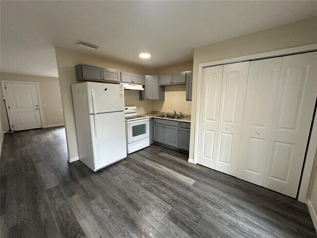 Photo - 457 Beech Ave