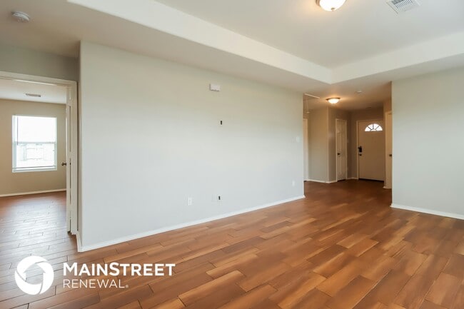 Photo - 16619 Sidonie Dr