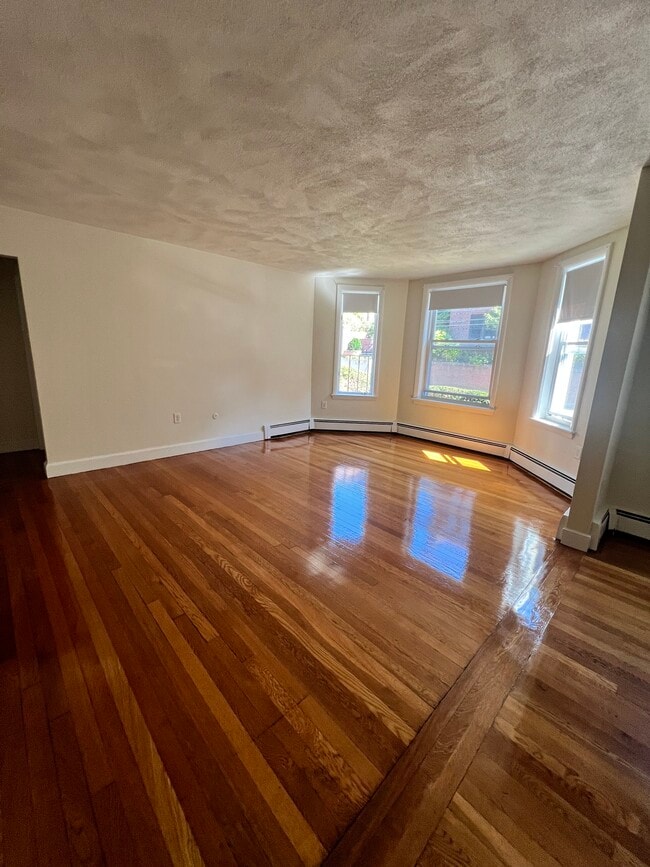 Photo - 303 Tappan St Unit 1B