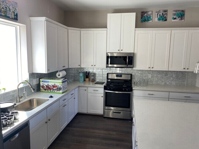 Photo - 6403 Bowling Green St