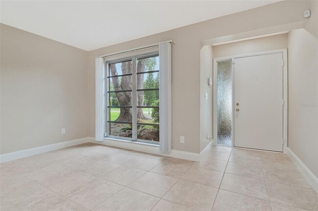 Photo - 2958 Dundee Dr