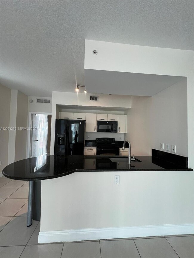 7275 SW 90th Way Unit 312