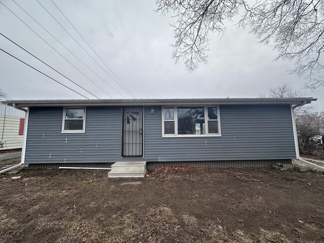 Building Photo - 403 Seminary-N