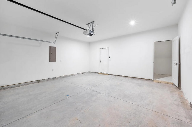 Building Photo - 809 Cameron Trl