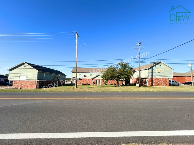 Building Photo - 2-Bedroom Townhome for Lease in a Peaceful Celina Community Unit Apt C4
