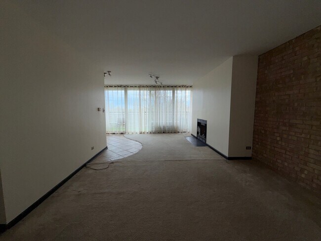 Photo - 6010 Oakwood Dr Unit 5E