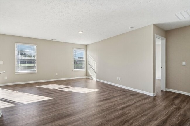 Photo - Fantastic 3bd/2ba home! Let yourself in!