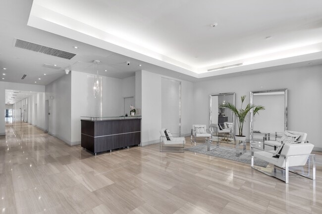 Photo - 1228 West Ave Unidad # 1110