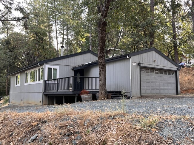 Building Photo - 11776 Francis Dr Rental