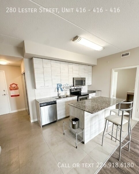 Photo - 280 Lester St