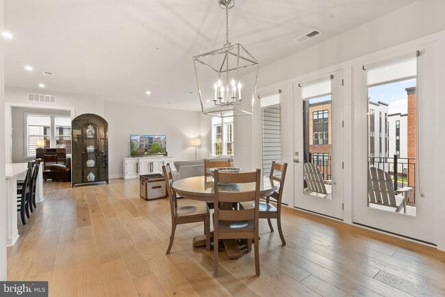 Photo - 43443 Croson Ln Unidad 300