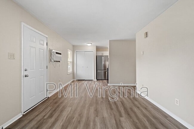 Photo - 4225 Schooner Trail Unit #B