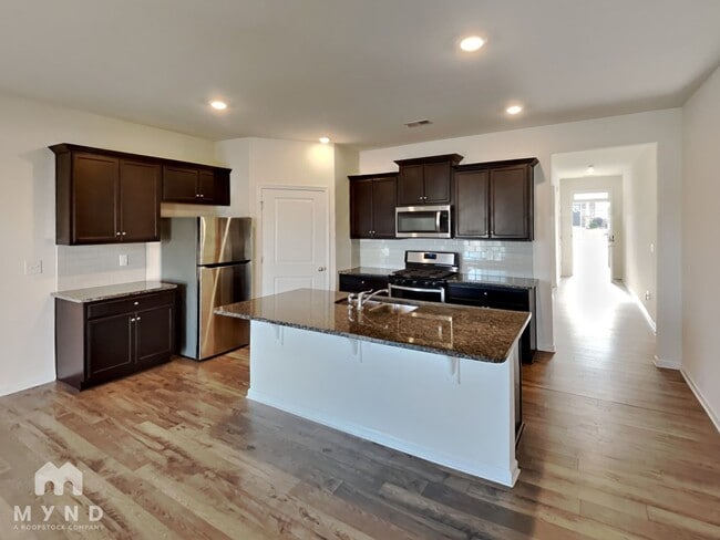 Photo - 10 Garden Hill Rd