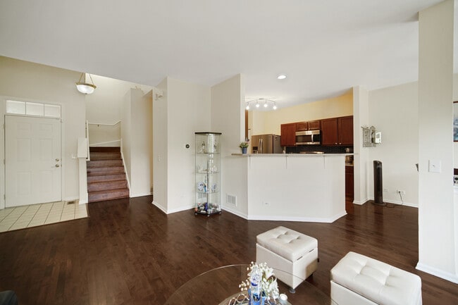 Photo - 439 Bay Tree Cir
