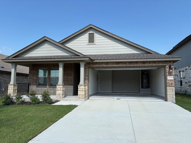 Building Photo - 1/2 OFF ONE MONTH'S RENT!! Brand New Home ...