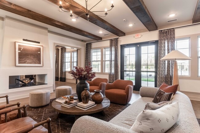 Photo - 250 West Apartments