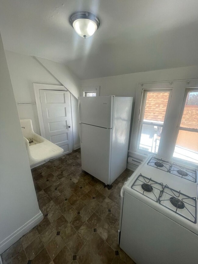 Photo - 4343 N 13th St Unidad 4343B (Third Floor)