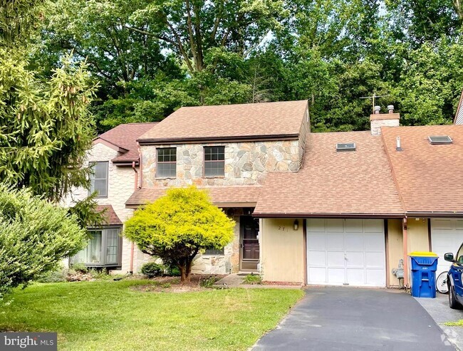 Building Photo - 271 Pine Valley Rd Rental